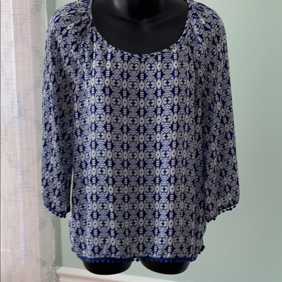 Xhilaration blue/white Boho top. Medium - Picture 1 of 8